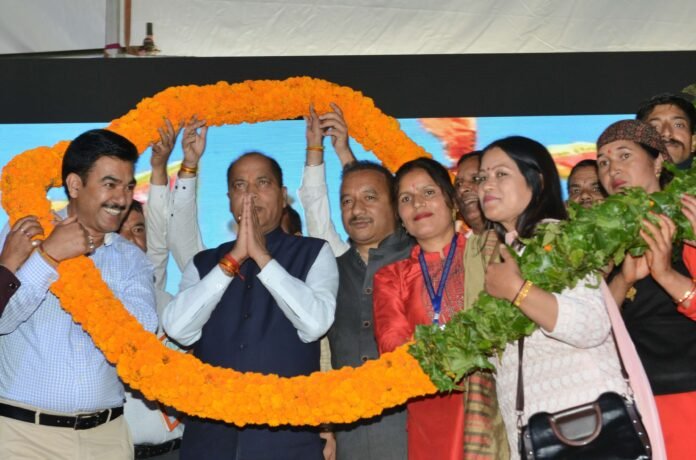 CM